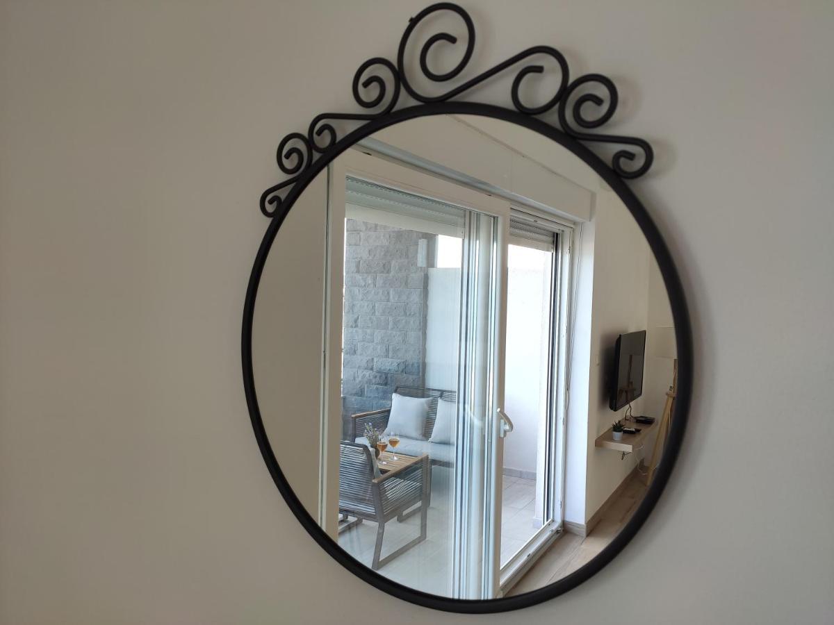 Apartmani Sara 2 Betina  Ngoại thất bức ảnh